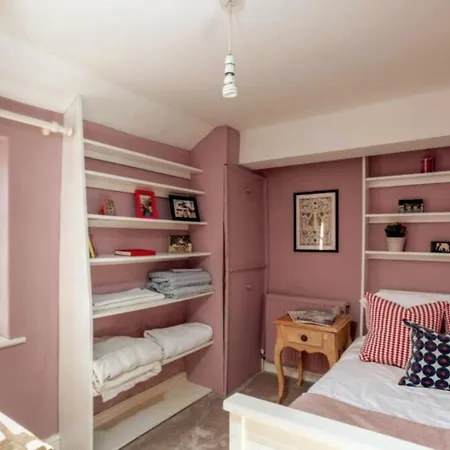 Charming 2bd Near York, Cozy Retreat For 3 * Sheriff Hutton